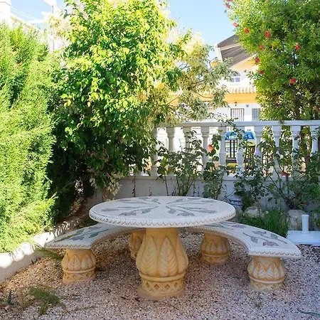 Ch Marquesa Golf 度假居